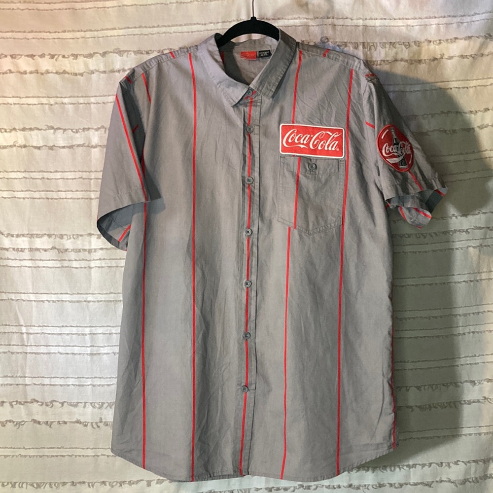 Coca-Cola Size XL Button Down